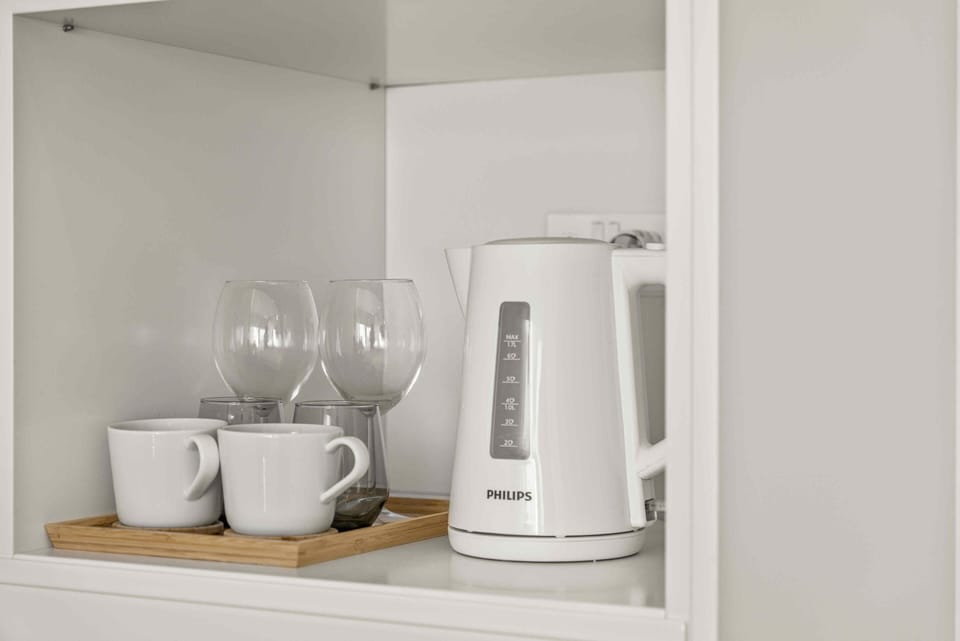 Luxury Studio | Private kitchen | Electric kettle