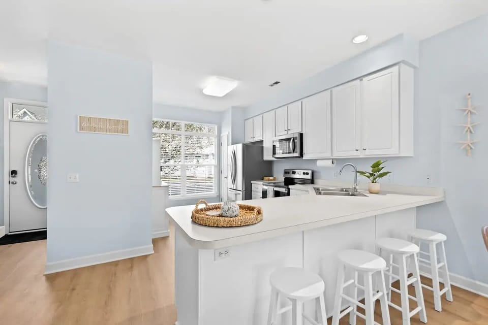 Kitchen bar seating