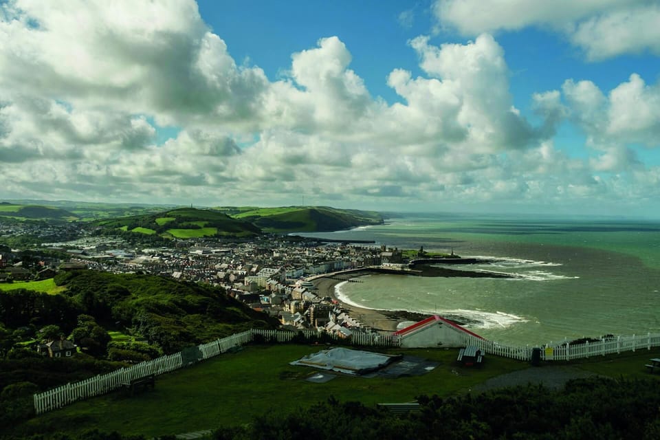 Ariel view over the area to the sea