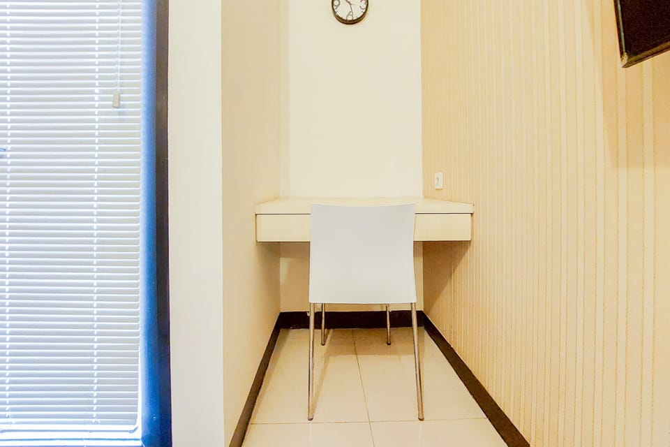 Apartment | 2 bedrooms, desk