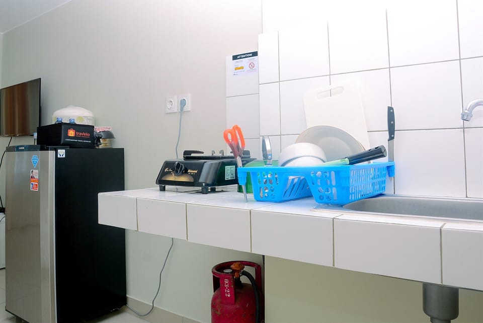 Studio | Private kitchen | Fridge, stovetop, rice cooker