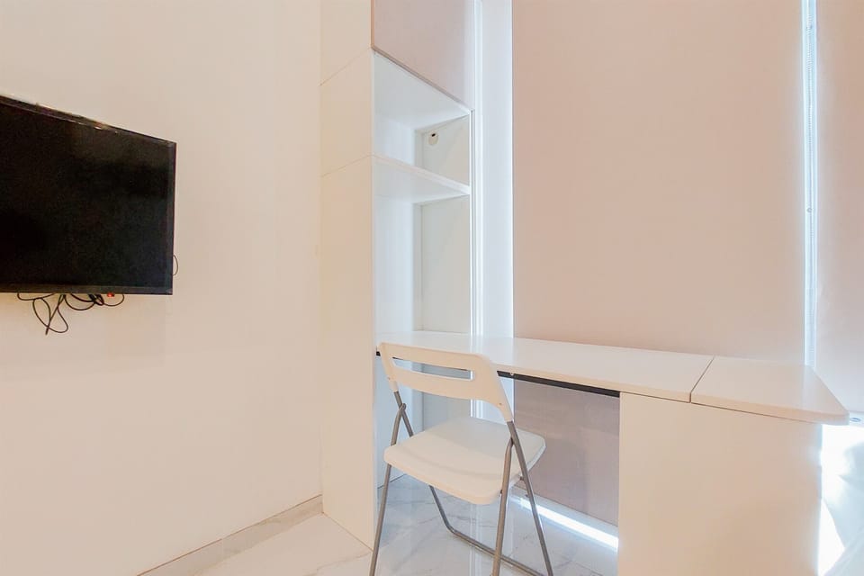 Studio | Desk