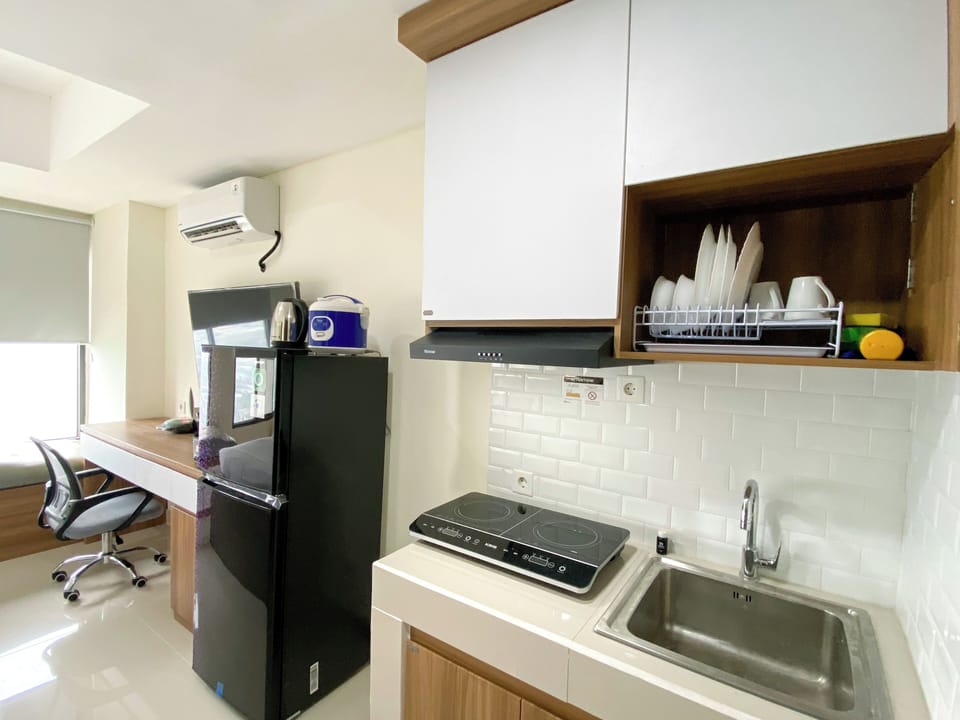 Studio | Private kitchen | Fridge, stovetop, rice cooker