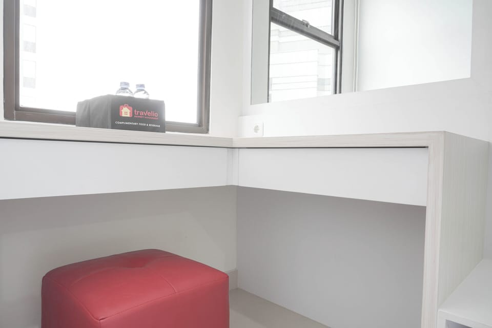 Studio | Desk, free WiFi