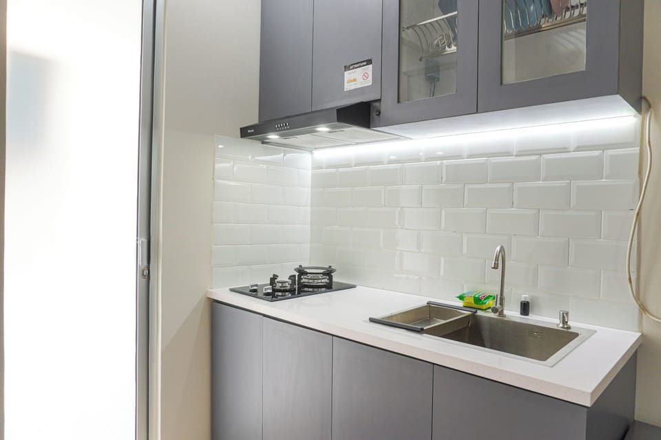 Studio | Private kitchen | Mini-fridge, stovetop