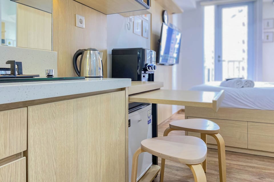 Studio | Private kitchen | Mini-fridge, stovetop, rice cooker