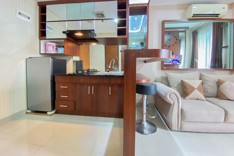 Apartment | Private kitchen | Fridge, stovetop, rice cooker
