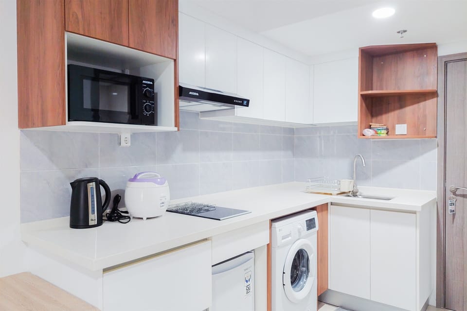 Apartment | Private kitchen | Mini-fridge, stovetop