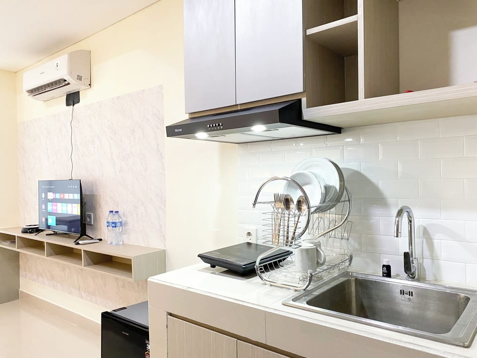 Studio | Private kitchen | Mini-fridge, stovetop, rice cooker