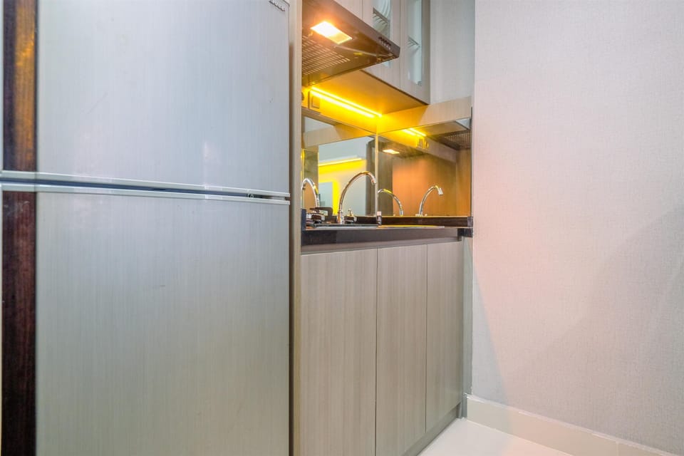 Apartment | Private kitchen | Fridge, stovetop, rice cooker