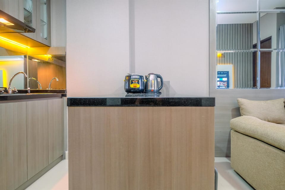 Apartment | Private kitchen | Fridge, stovetop, rice cooker
