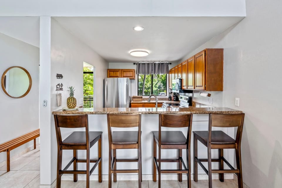 Condo, Multiple Beds (Country Club Villas#326) | Private kitchen | Oven, toaster, paper towels