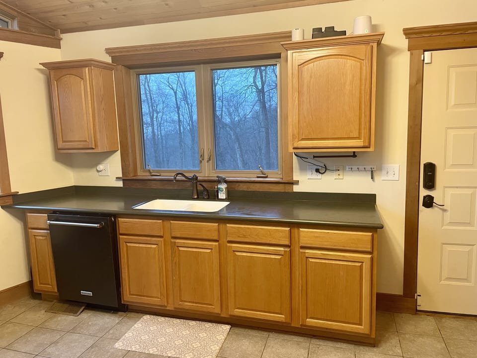Wet bar downstairs. 