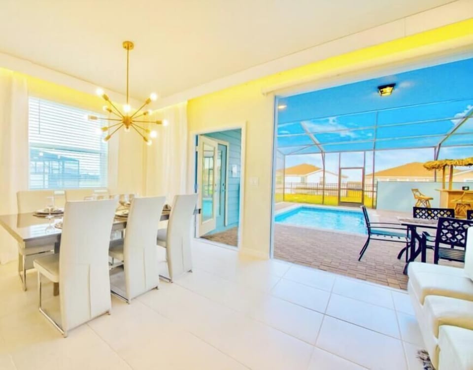 3733PacificLn-DINING-ROOM_2_edit