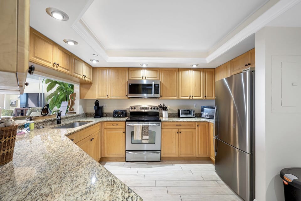Beautiful modern fully equipped Kitchen