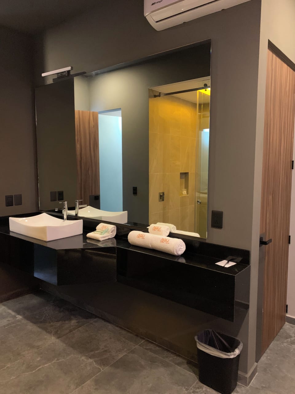 Superior Room | Bathroom | Hair dryer