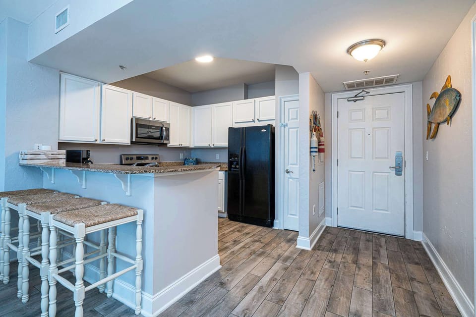 Condo, Multiple Beds, Balcony, Pool View (Just Beachin') | Private kitchen | Fridge, microwave, oven, stovetop