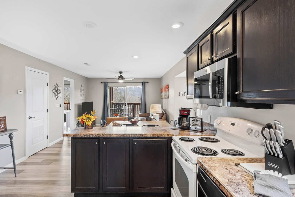 Condo, Multiple Beds, Balcony, Mountain View (Silver Lake Hideaway) | Private kitchen | Coffee/tea maker