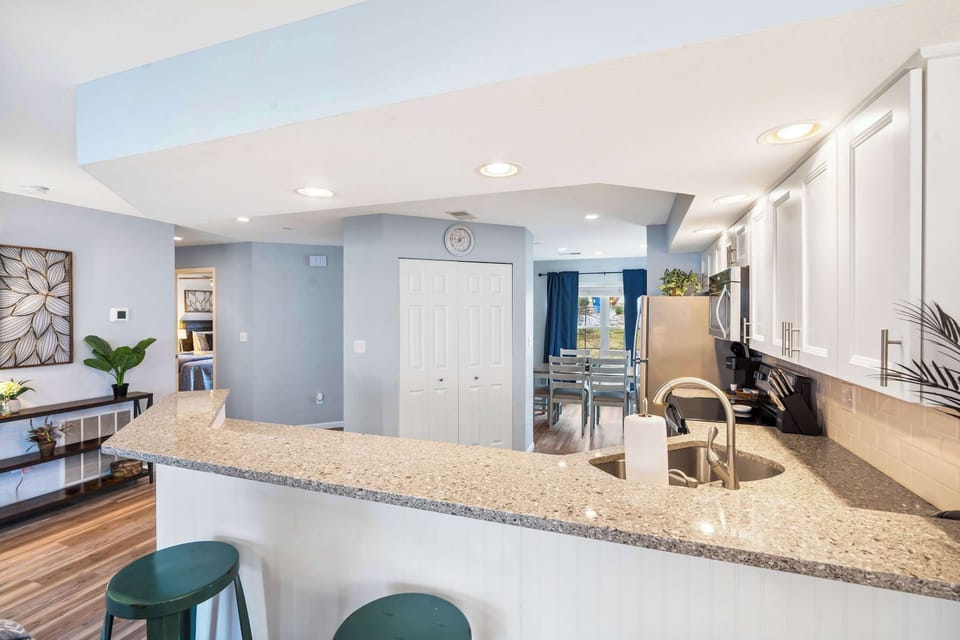 Condo, Multiple Beds, Fireplace, Garden View (Brookside Haven) | Private kitchen | Coffee/tea maker