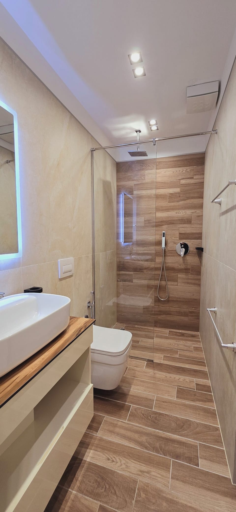 Arkle 2 Apartments Hotel in Tirana