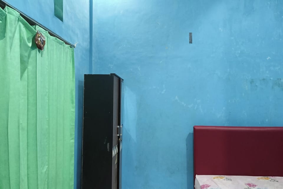 Standard Double Room | WiFi (free), bed sheets