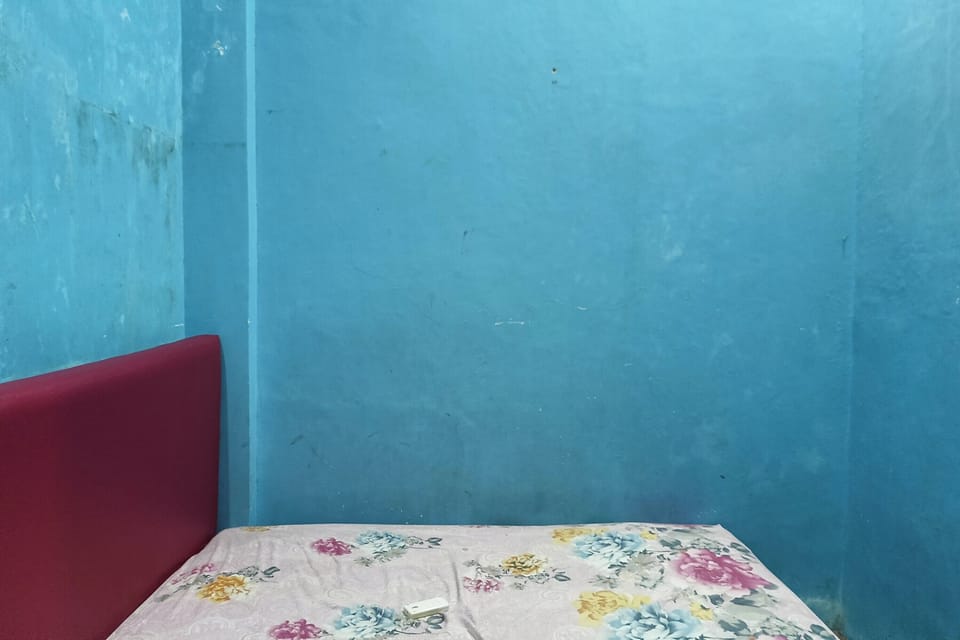 Standard Double Room | WiFi (free), bed sheets