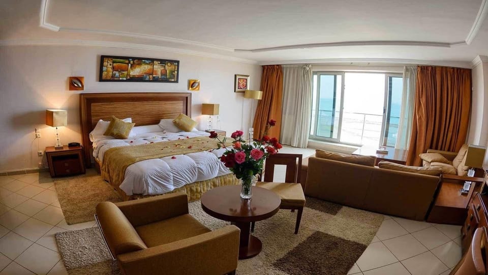 Triple Room | Premium bedding, minibar, laptop workspace, cribs (free)