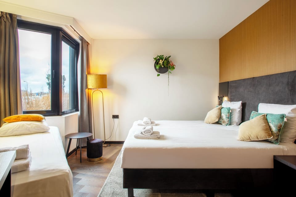 Superior Triple Room, Non Smoking | Hypo-allergenic bedding, minibar, in-room safe, iron/ironing board