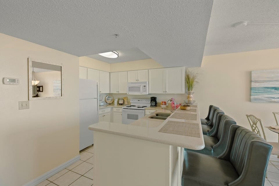 Condo, 1 Bedroom | Private kitchen | Coffee/tea maker, fridge, dishwasher, toaster