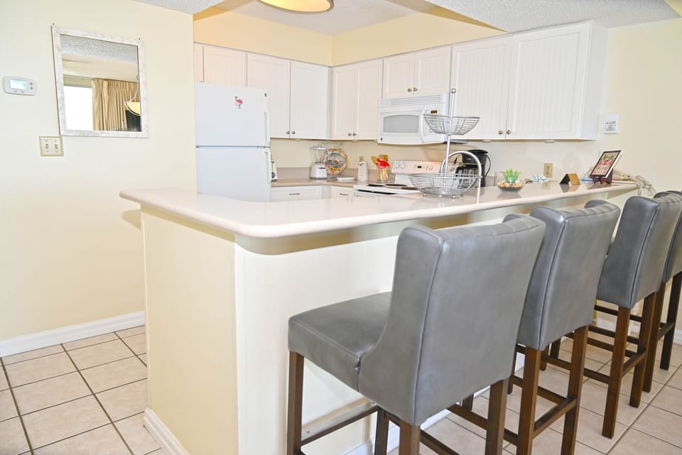 Condo, 1 Bedroom | Private kitchen | Coffee/tea maker, fridge, dishwasher, toaster