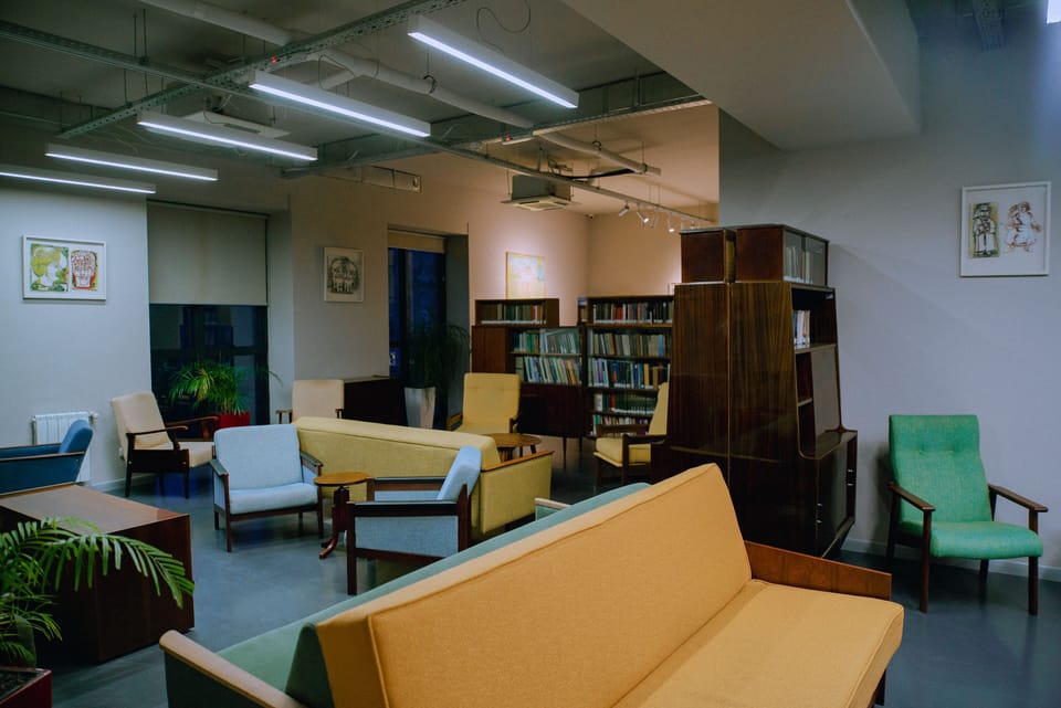 Basic Shared Dormitory, Men only, Mountain View | Living area | Heated floors