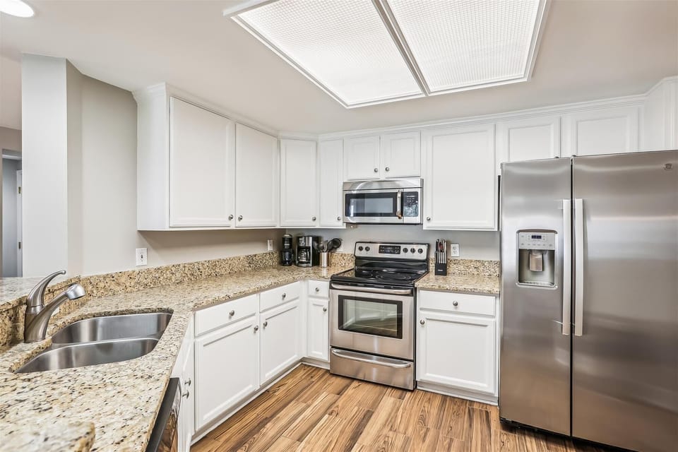 Kitchen at 5507 Hampton Place