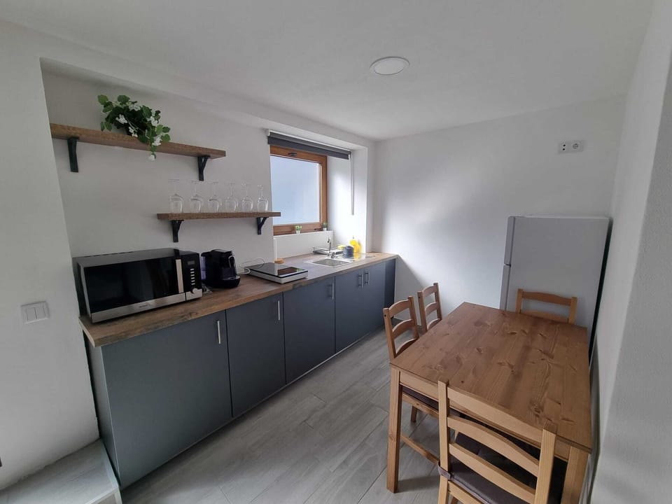 Studio | Private kitchen | Cookware/dishes/utensils