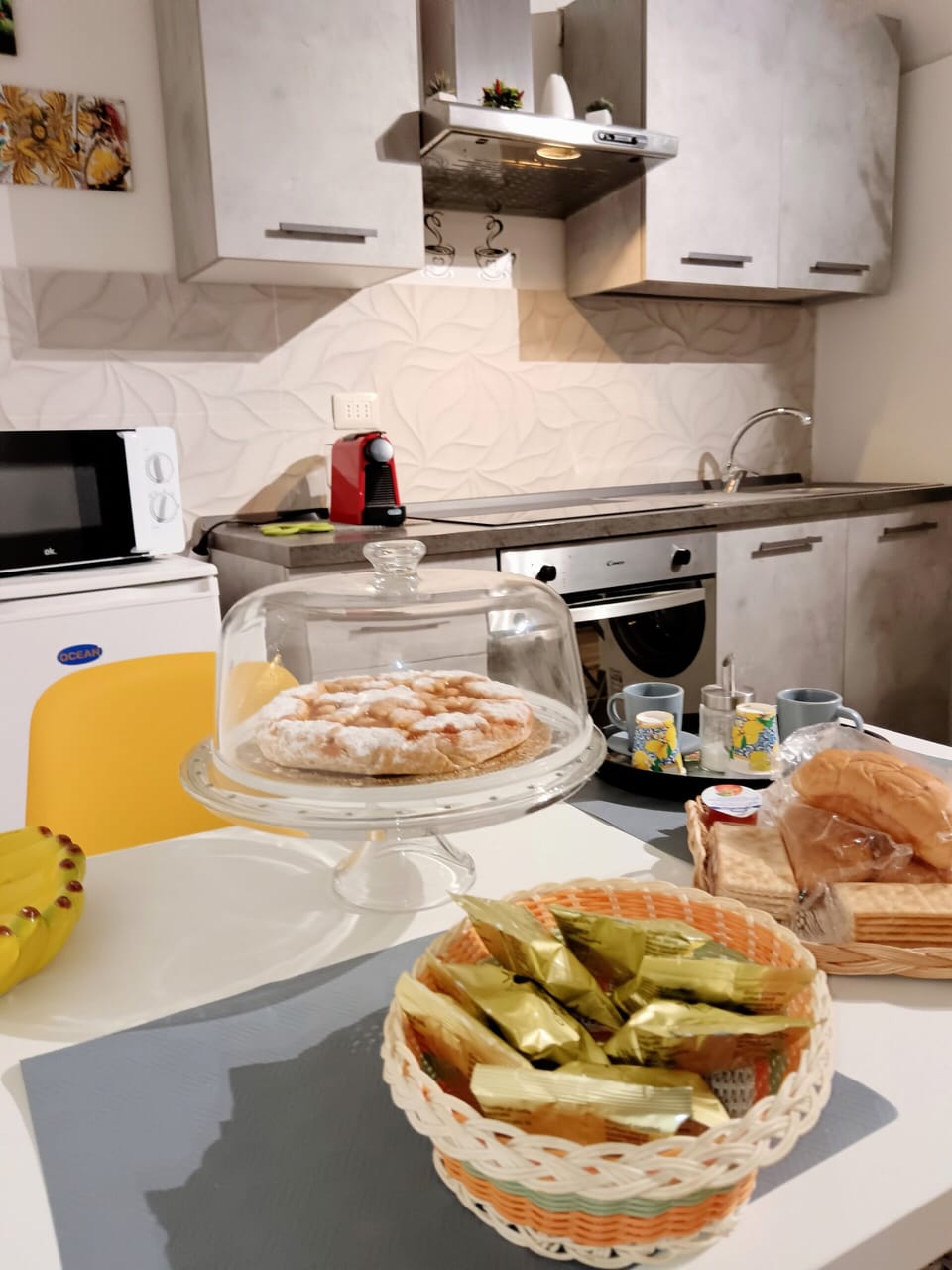 COLAZIONE OFFERTA DA CENTRO CITTA' MY HOUSE...CON LE TORTE DI NONNA MICHELA