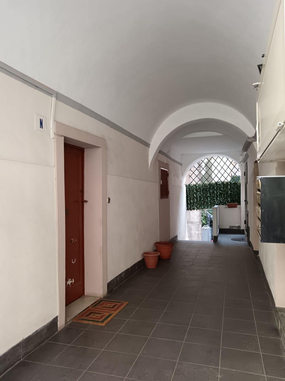 INGRESSO SENZA GRADINI DIRETTAMENTE DALLA VIA D'AMICO