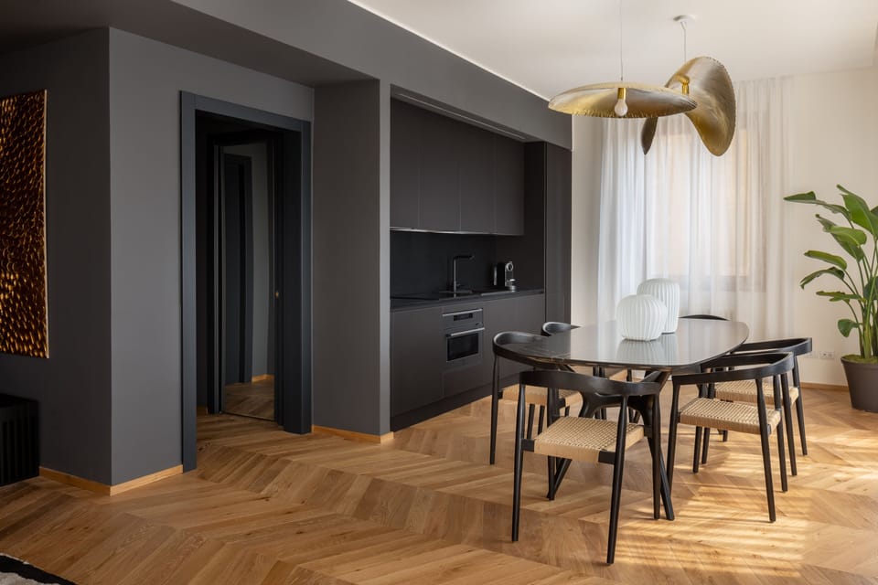 Luxury Apartment | Private kitchen | Full-size fridge, microwave, oven, stovetop