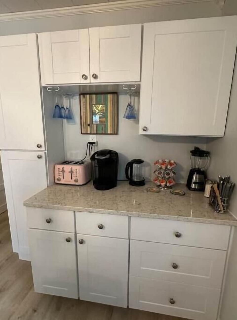 Coffee bar with complimentary coffee, tea and hot chocolate and appliances