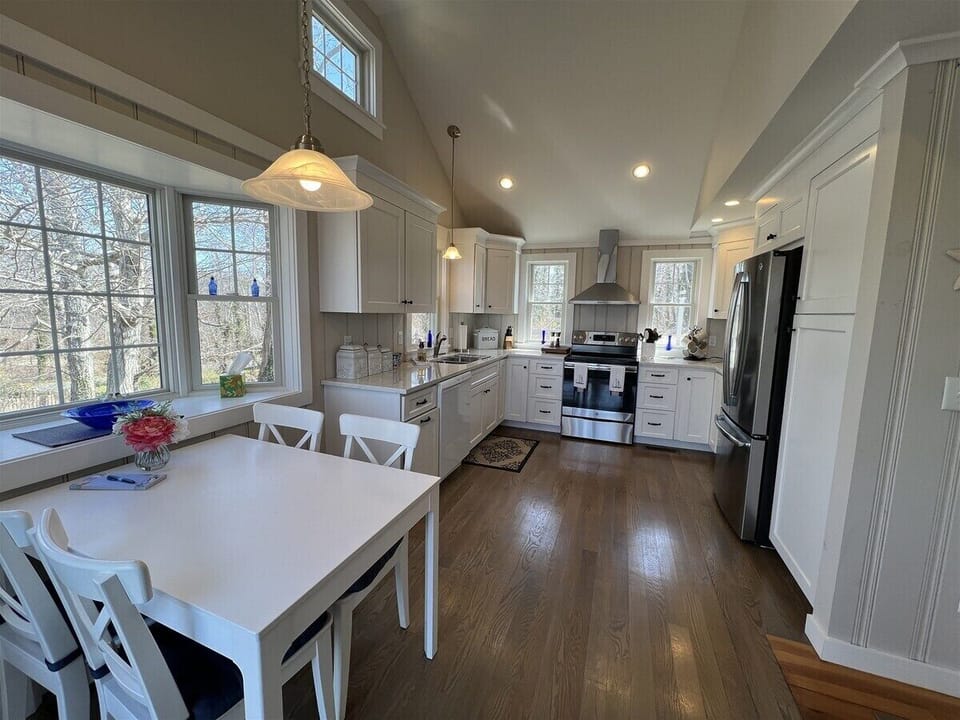 Bright and light kitchen