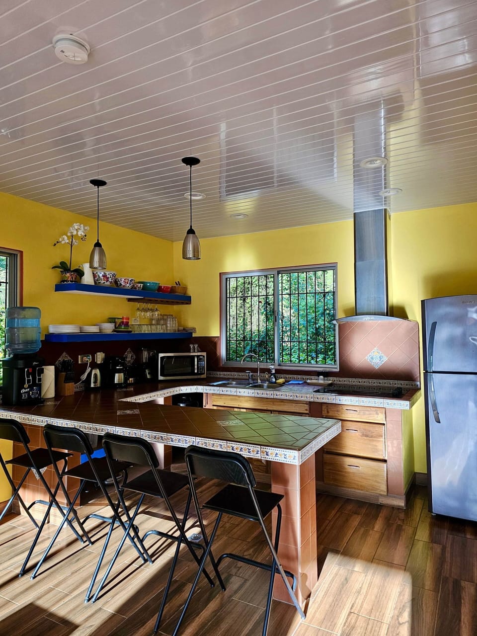 5 Kitchen