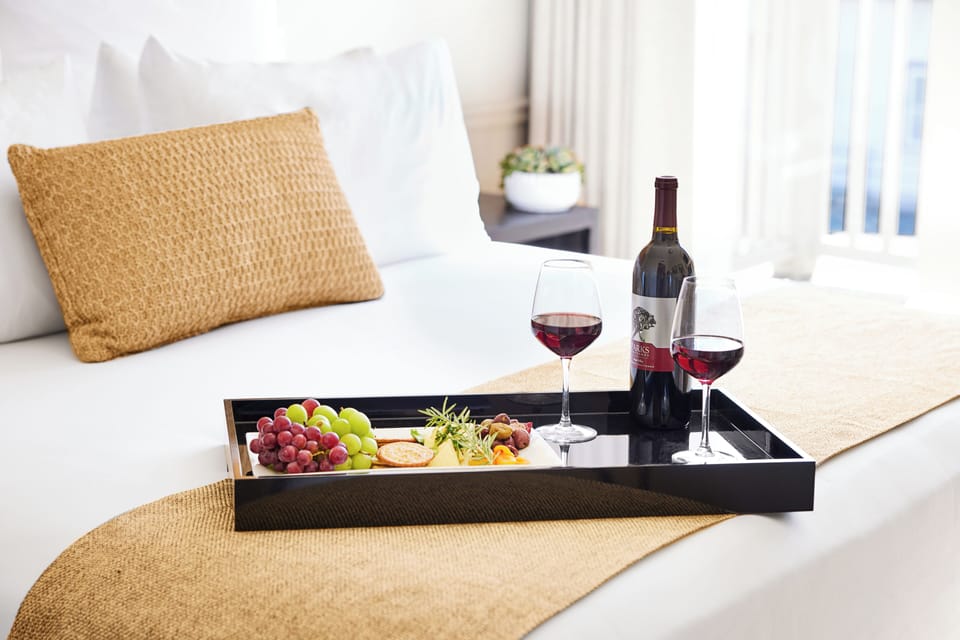 Deluxe Room | Premium bedding, down comforters, pillowtop beds, desk
