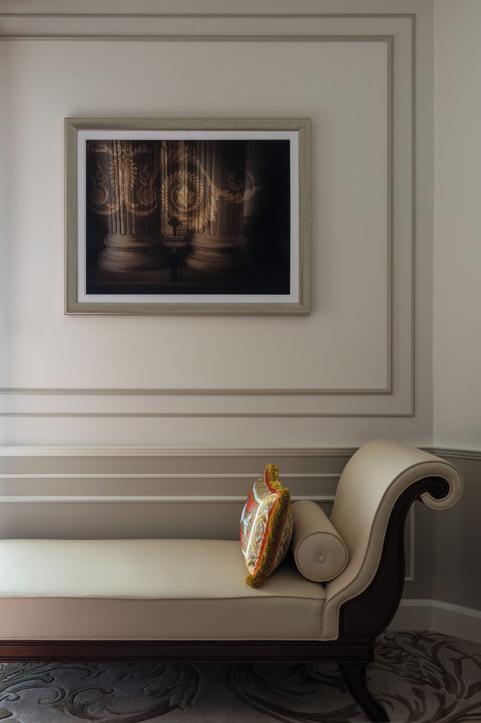 Signature Suite | Minibar, in-room safe, desk, laptop workspace