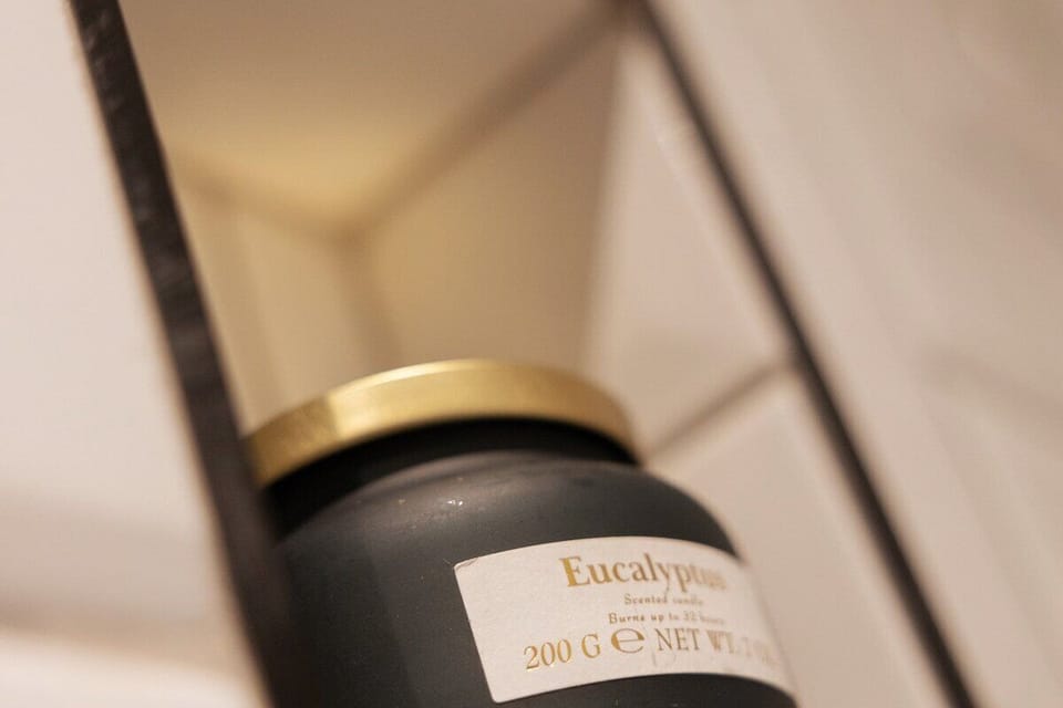 Bathroom amenities