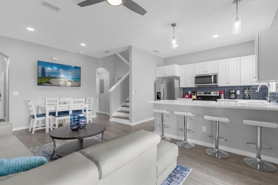 331 Miramar Ave (3).jpg