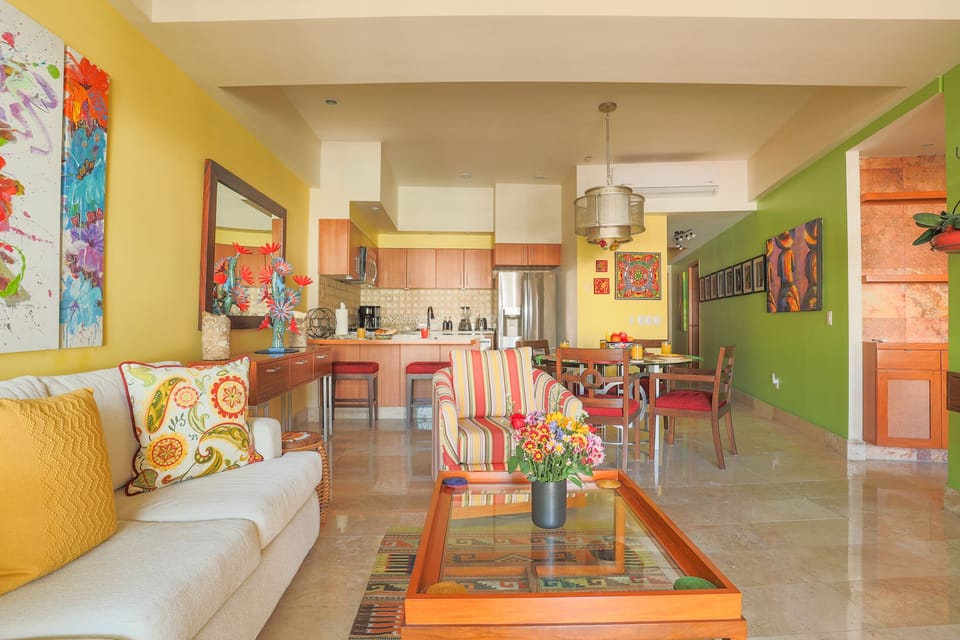 Condo - Image 4