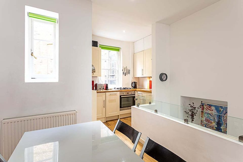 Apartment | Private kitchen | Dining tables