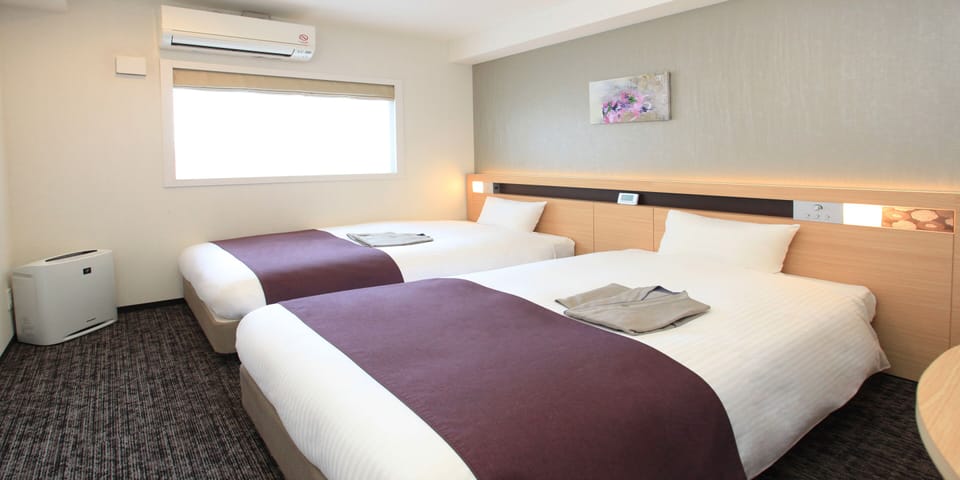 Blackout drapes, iron/ironing board, free WiFi, bed sheets