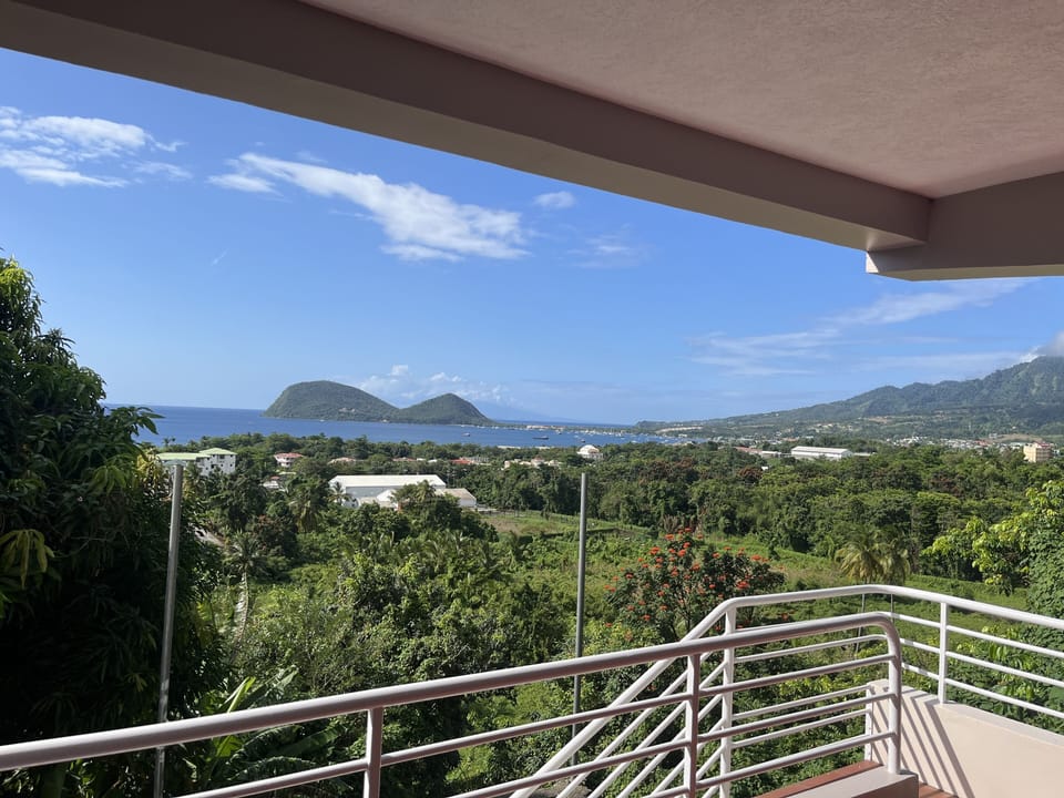 Gorgeous Sea and Mountain View from Balcony!