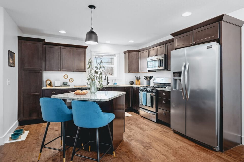 Fully stocked kitchen for every need 🍳✨