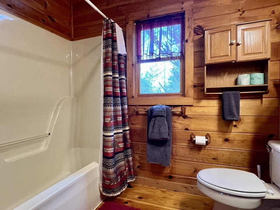 Shower/tub combo 