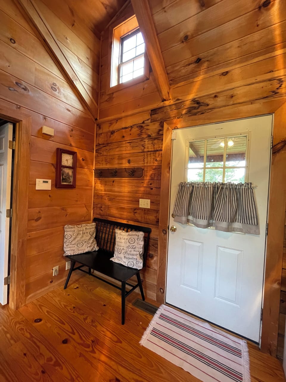 Entryway with bench to drop your stuff